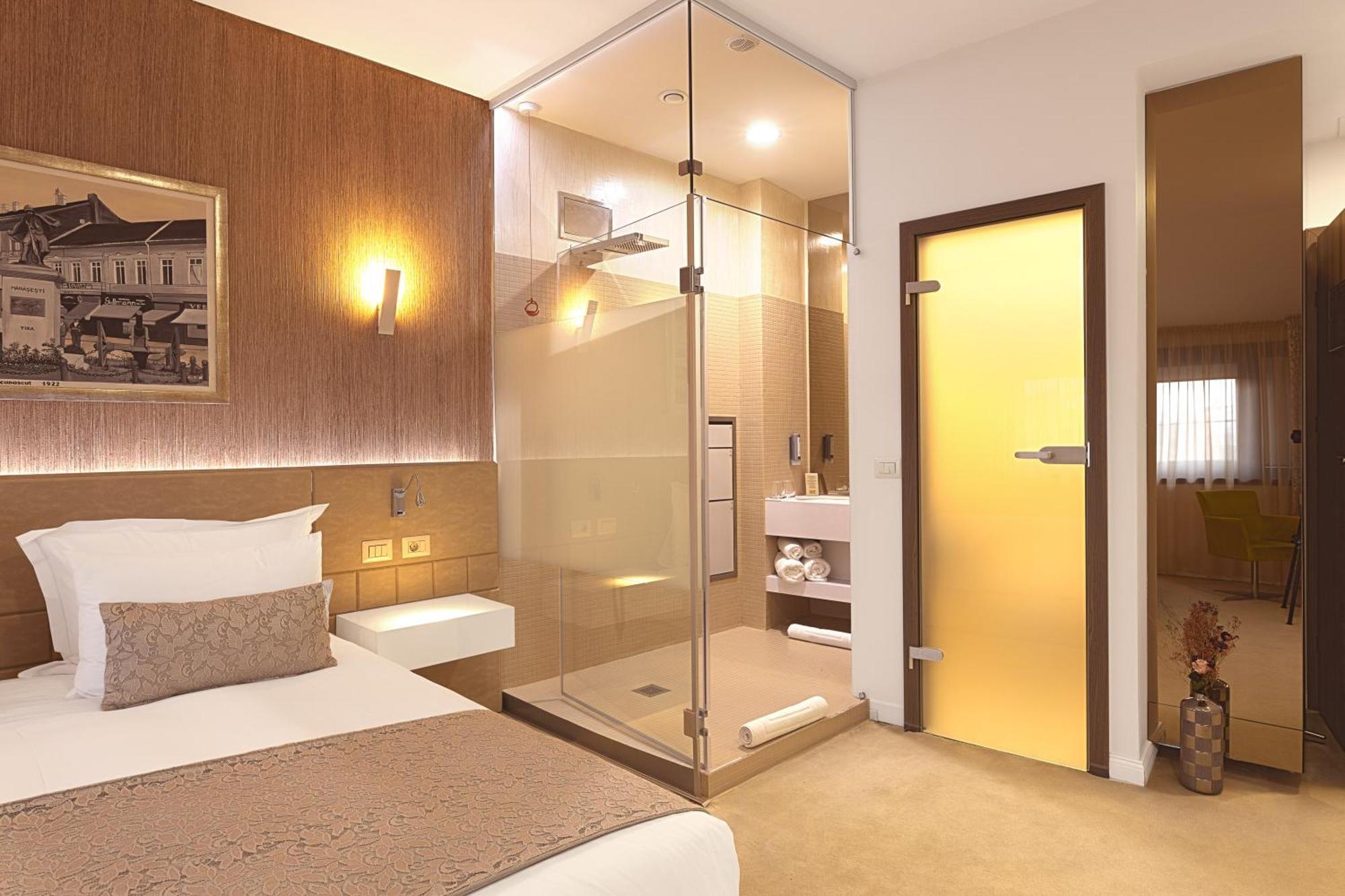 Hotel Vila Class Satu Mare Exteriör bild